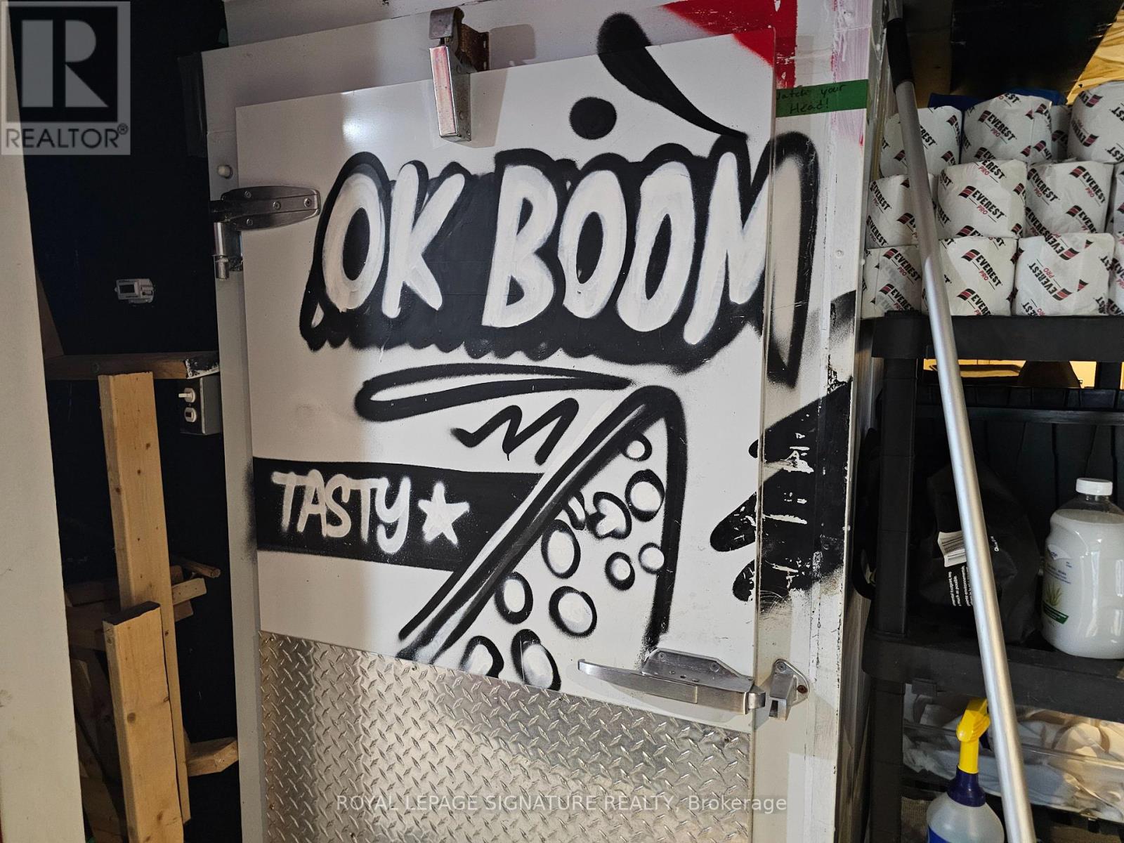 1316 Queen Street W, Toronto, Ontario  M6K 1L4 - Photo 28 - W12709546