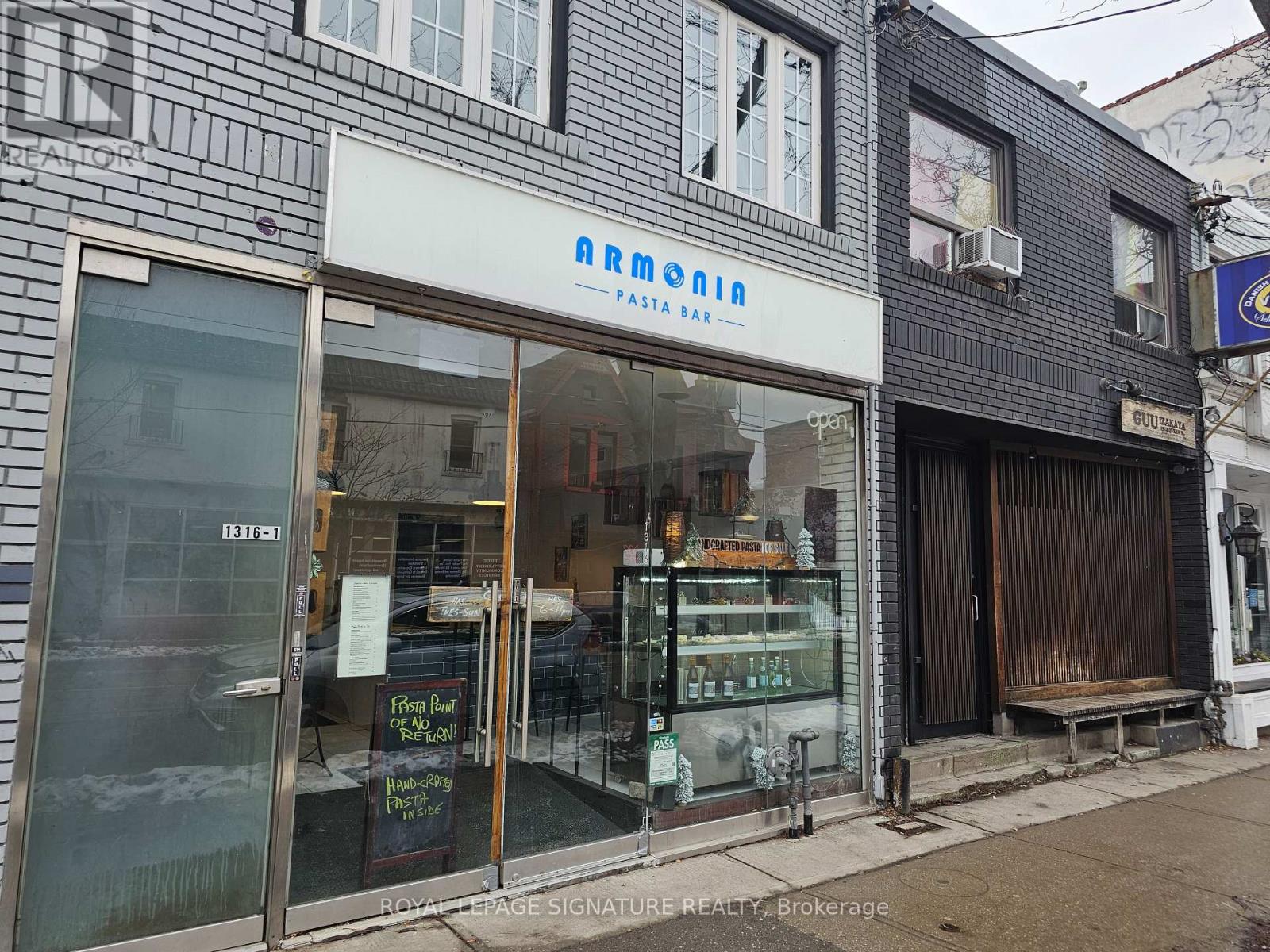 1316 Queen Street W, Toronto, Ontario  M6K 1L4 - Photo 31 - W12709546