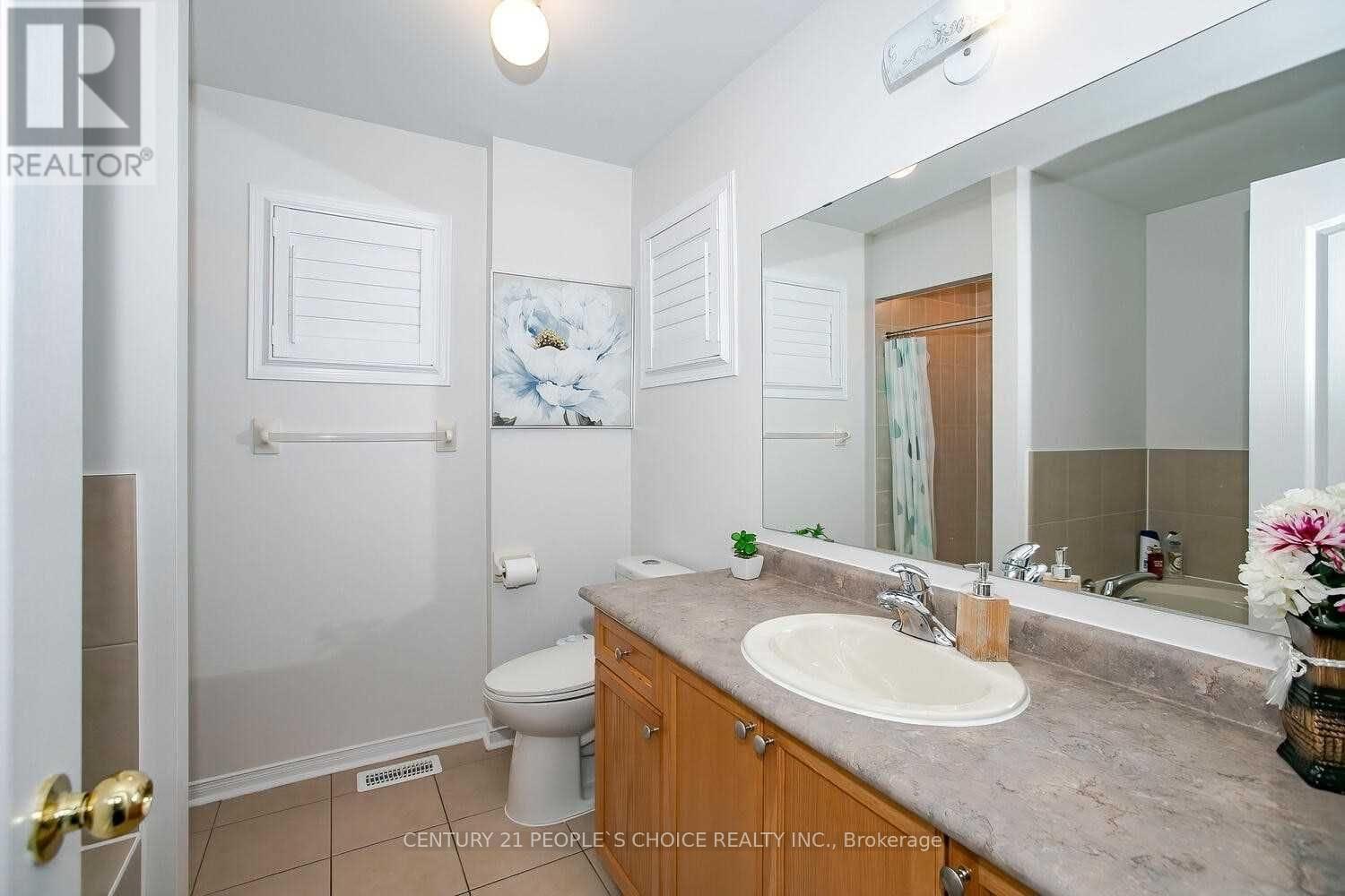 25 Dunure Crescent, Brampton, Ontario  L7A 2Y5 - Photo 13 - W12709594