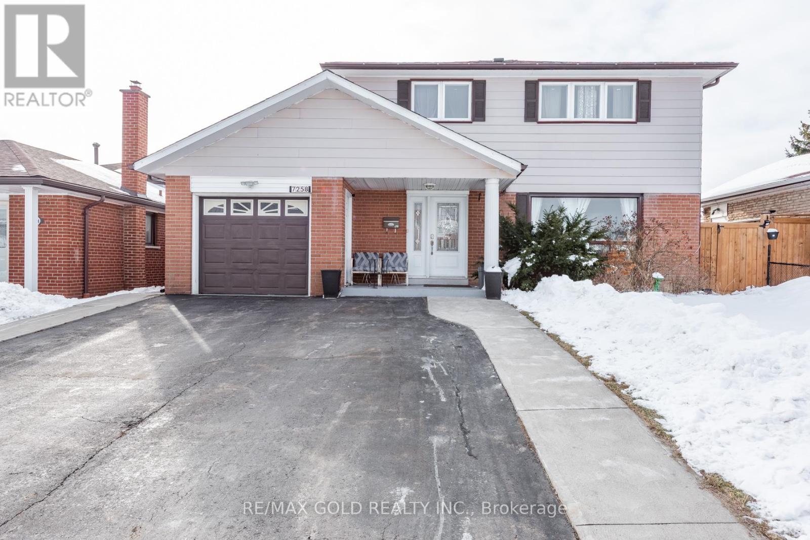 7258 VERNOR DRIVE, Mississauga, Ontario