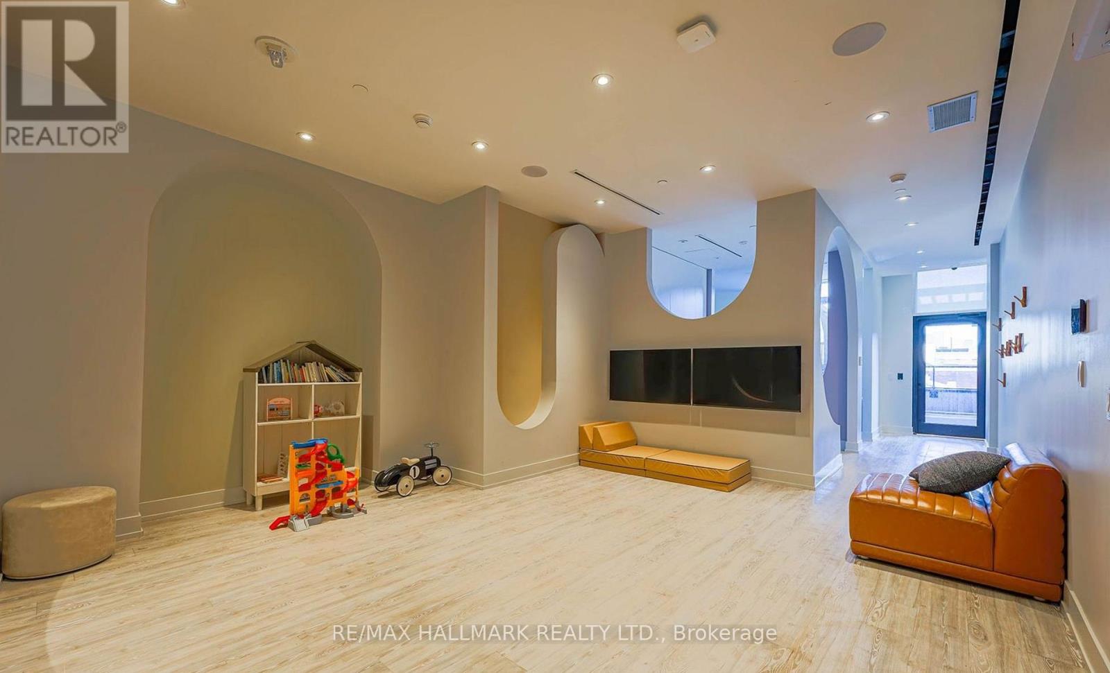 402 - 270 Dufferin Street, Toronto (South Parkdale), Ontario  M6K 0H8 - Photo 19 - W12709666