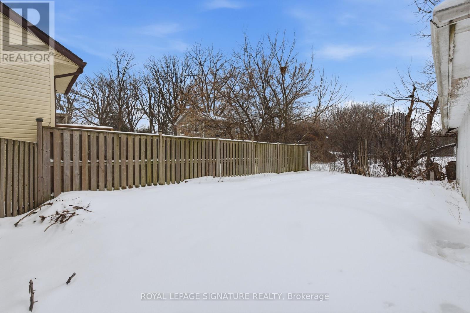 26 Guest Street, Brampton, Ontario  L6W 1T8 - Photo 34 - W12709712