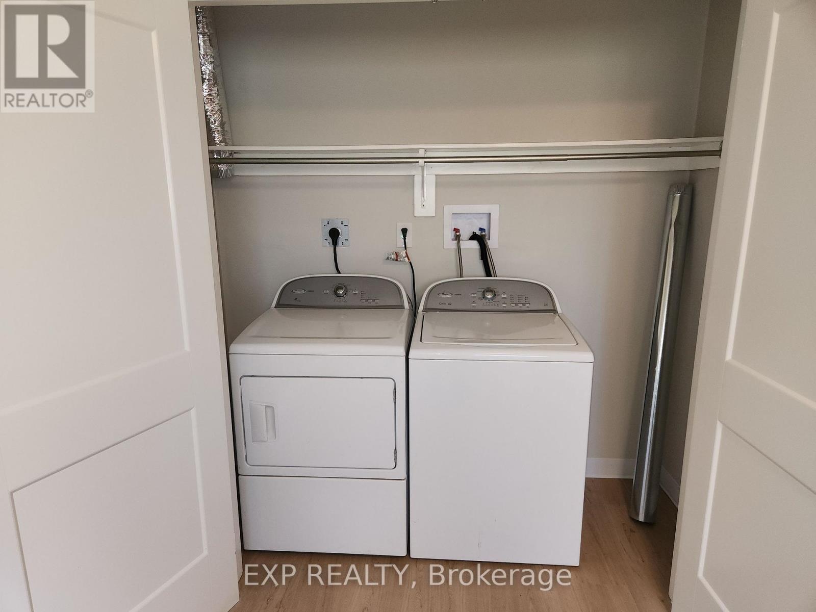 Main Level - 89 Wellington Street E, Brampton, Ontario  L6W 1Y6 - Photo 13 - W12486593