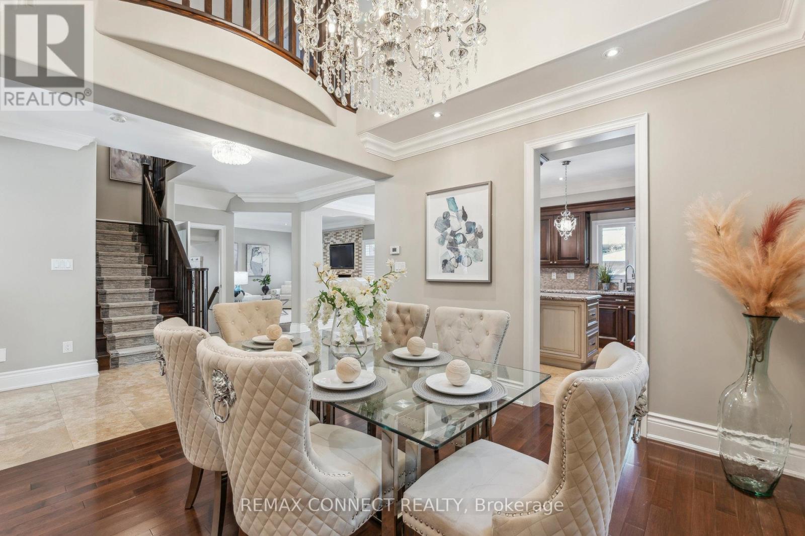 26 Antrim Court, Caledon, Ontario  L7C 1R1 - Photo 10 - W12698976