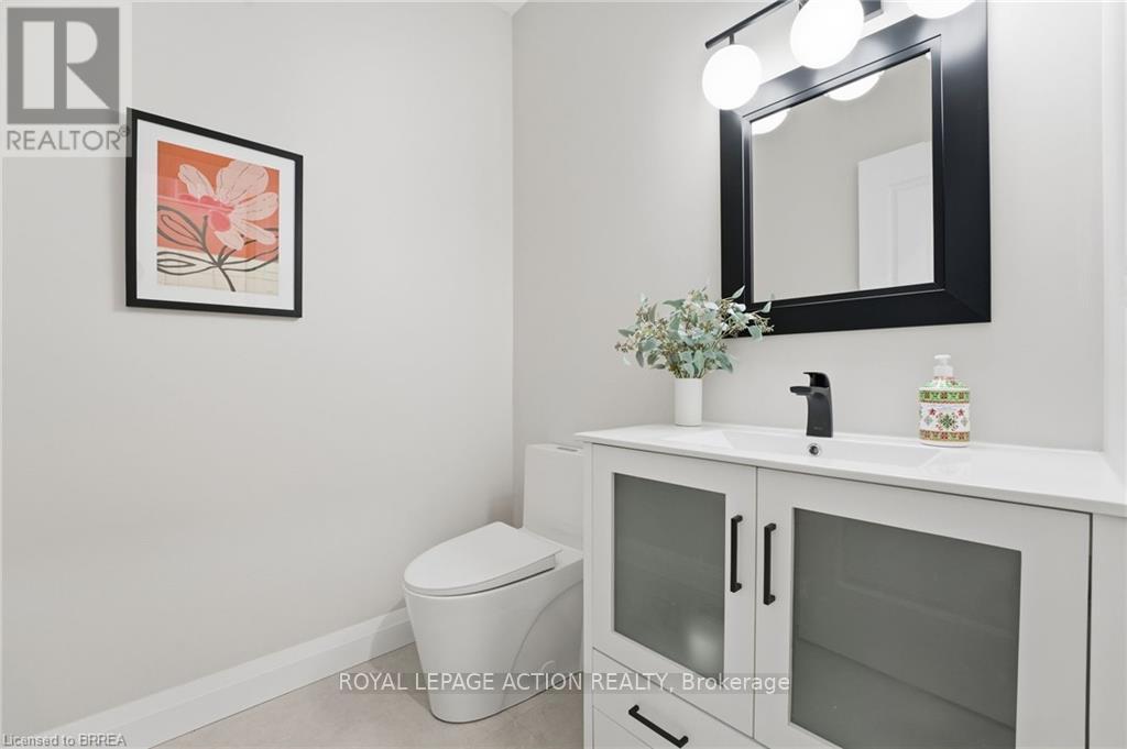 3 Kings Lane, Brant, Ontario  N0E 1R0 - Photo 24 - X12709544