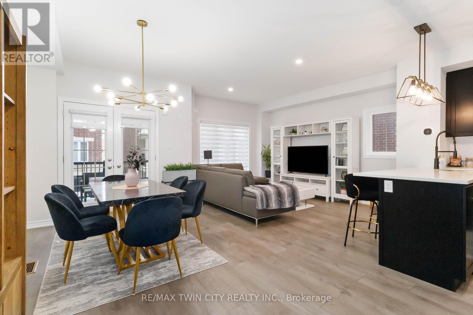 150 - 677 Park Road N, Brantford, Ontario  N3R 0C2 - Photo 7 - X12709638