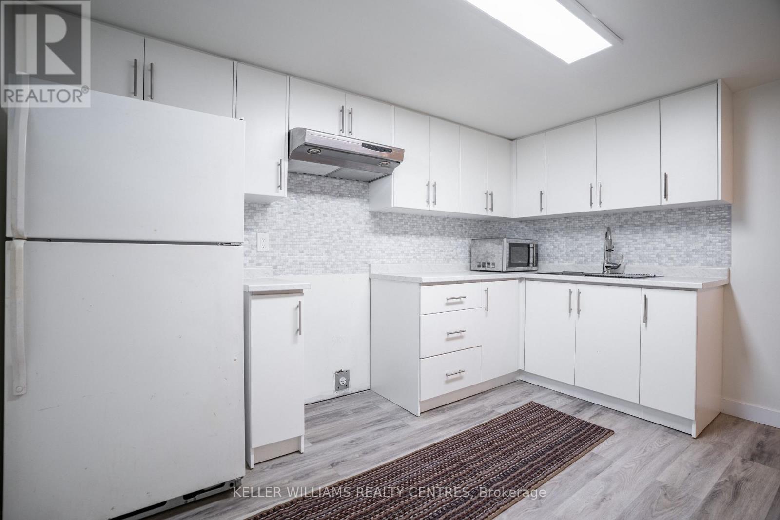 6131 Valley Way, Niagara Falls, Ontario  L2E 1X9 - Photo 24 - X12709664