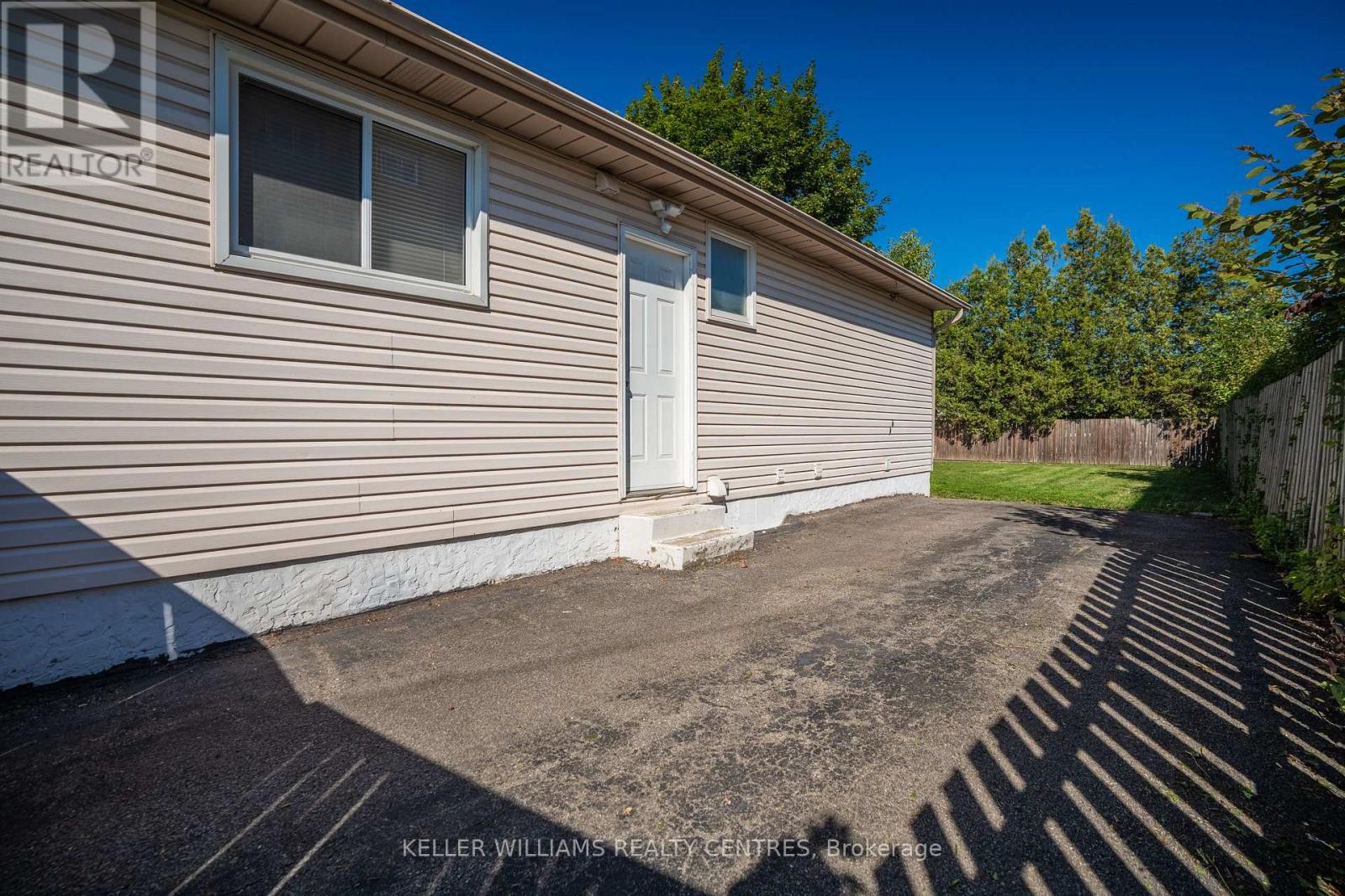 6131 Valley Way, Niagara Falls, Ontario  L2E 1X9 - Photo 34 - X12709664