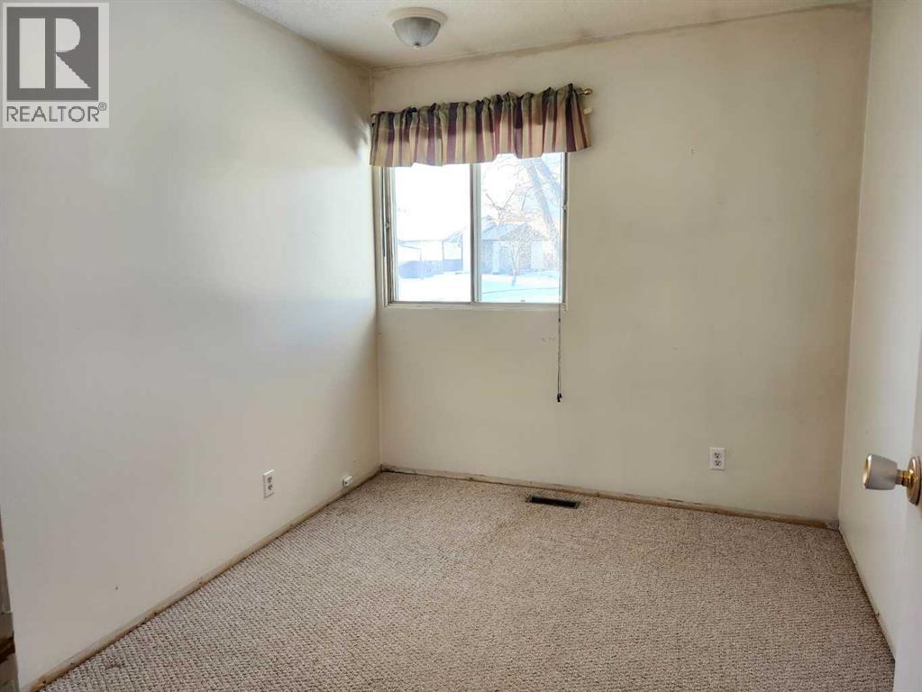 75 Hunts Crescent, Drumheller, Alberta  T0J 0Y6 - Photo 12 - A2275940