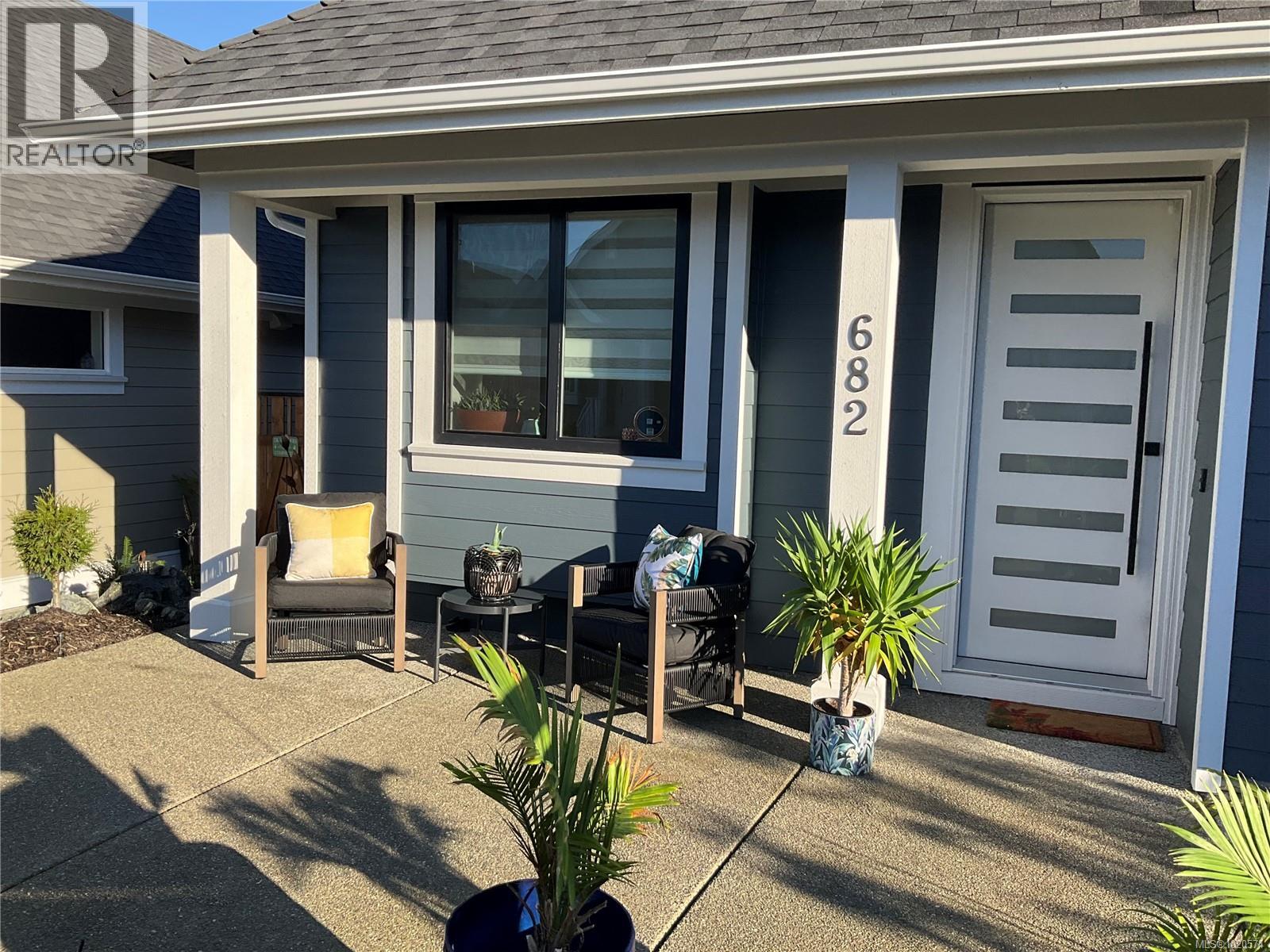 682 Briarwood Dr, Parksville, British Columbia  V9P 0G5 - Photo 3 - 1020574