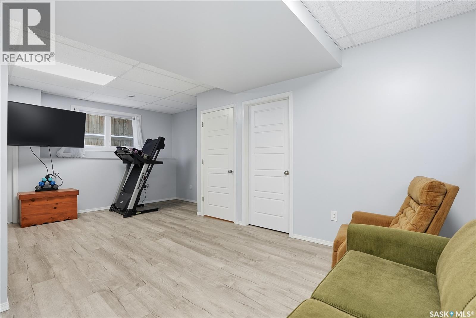 219 Henick Crescent, Saskatoon, Saskatchewan  S7H 0J9 - Photo 27 - SK027057