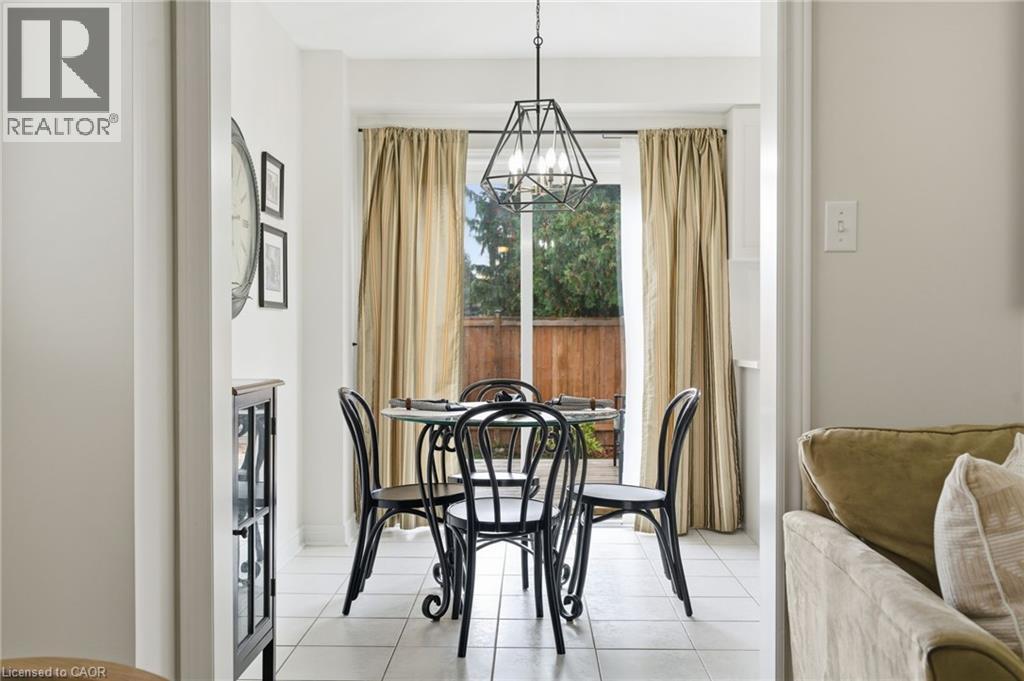 9 Slater Court, Waterdown, Ontario  L8B 0K8 - Photo 9 - 40799069