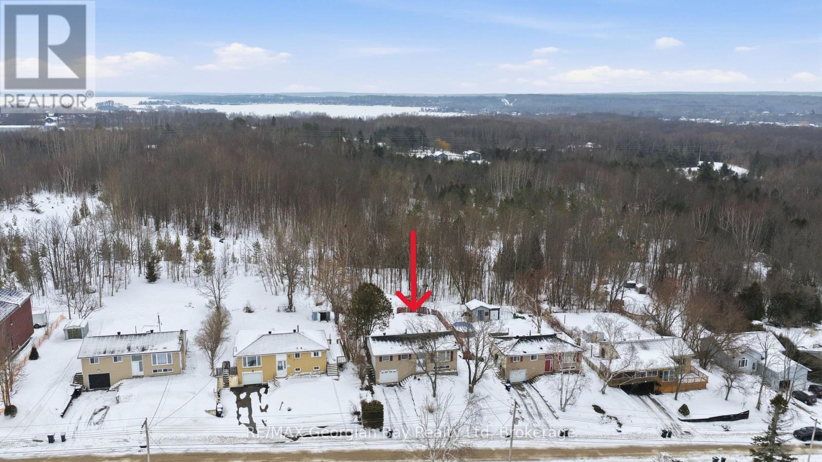 47 Easton Avenue, Tay, Ontario  L0K 1R0 - Photo 3 - S12709170