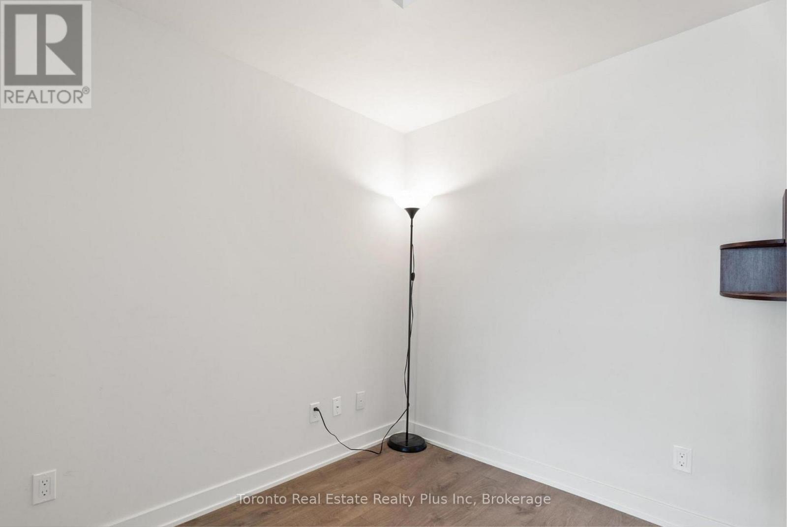 1705 - 2 Sonic Way, Toronto, Ontario  M3C 0P2 - Photo 21 - C12702040