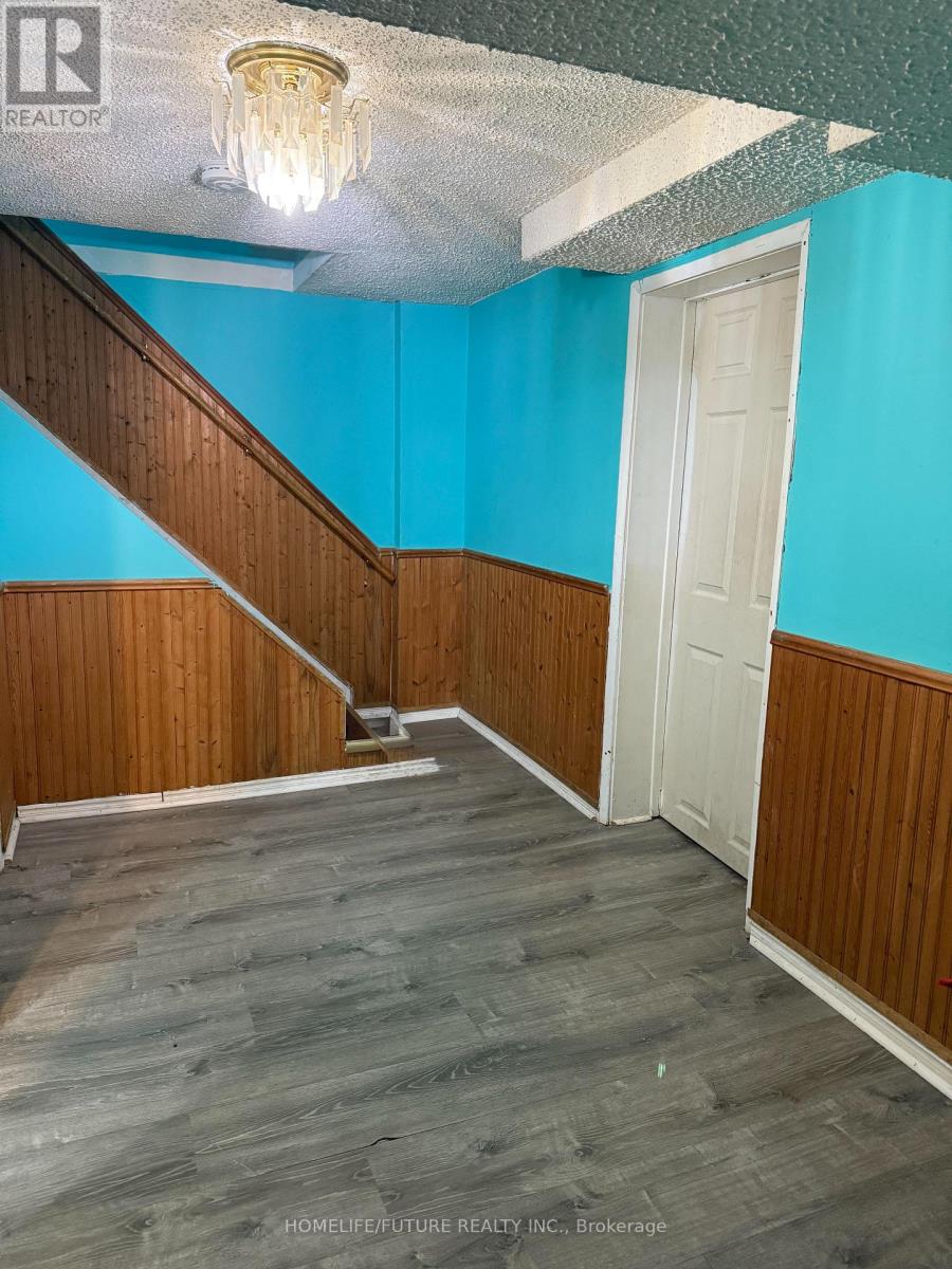 Bsmt - 127 Chillery Avenue, Toronto, Ontario  M1K 4T5 - Photo 4 - E12642944