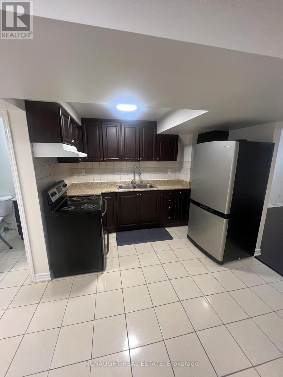 117 Crown Victoria Drive, Brampton, Ontario  L7A 3X9 - Photo 24 - W12707042