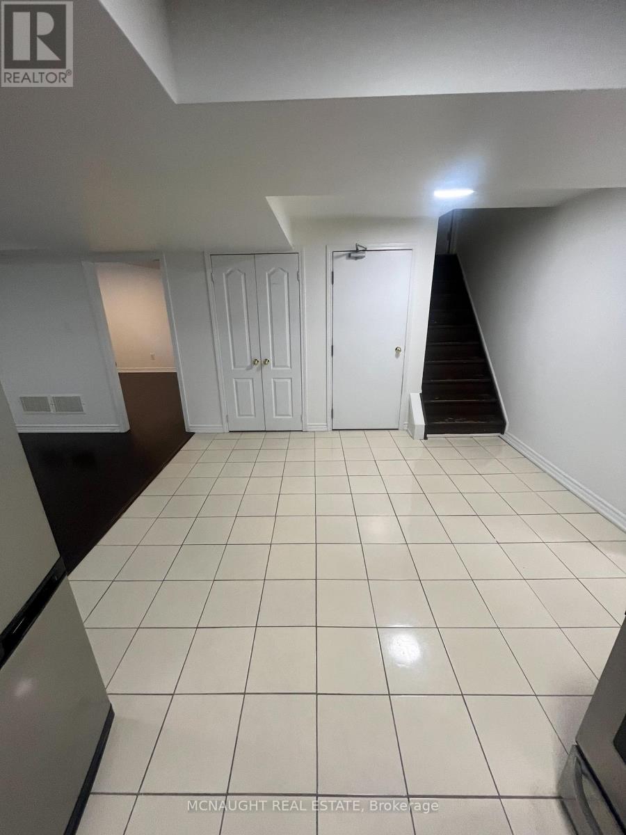 117 Crown Victoria Drive, Brampton, Ontario  L7A 3X9 - Photo 22 - W12707042