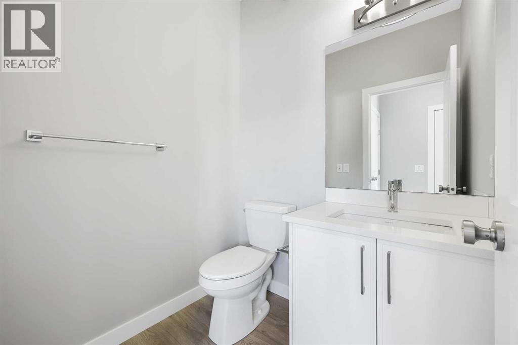 112 Mitchell  Nw, Calgary, Alberta  T3R 2G2 - Photo 8 - A2280208