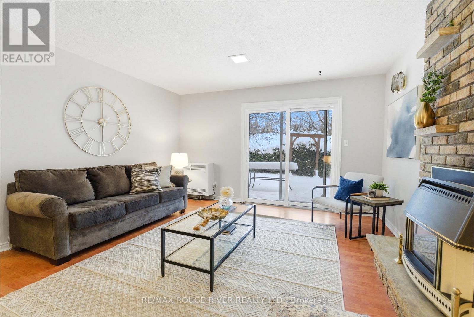 610 Bermuda Court, Oshawa, Ontario  L1J 6J6 - Photo 13 - E12709864