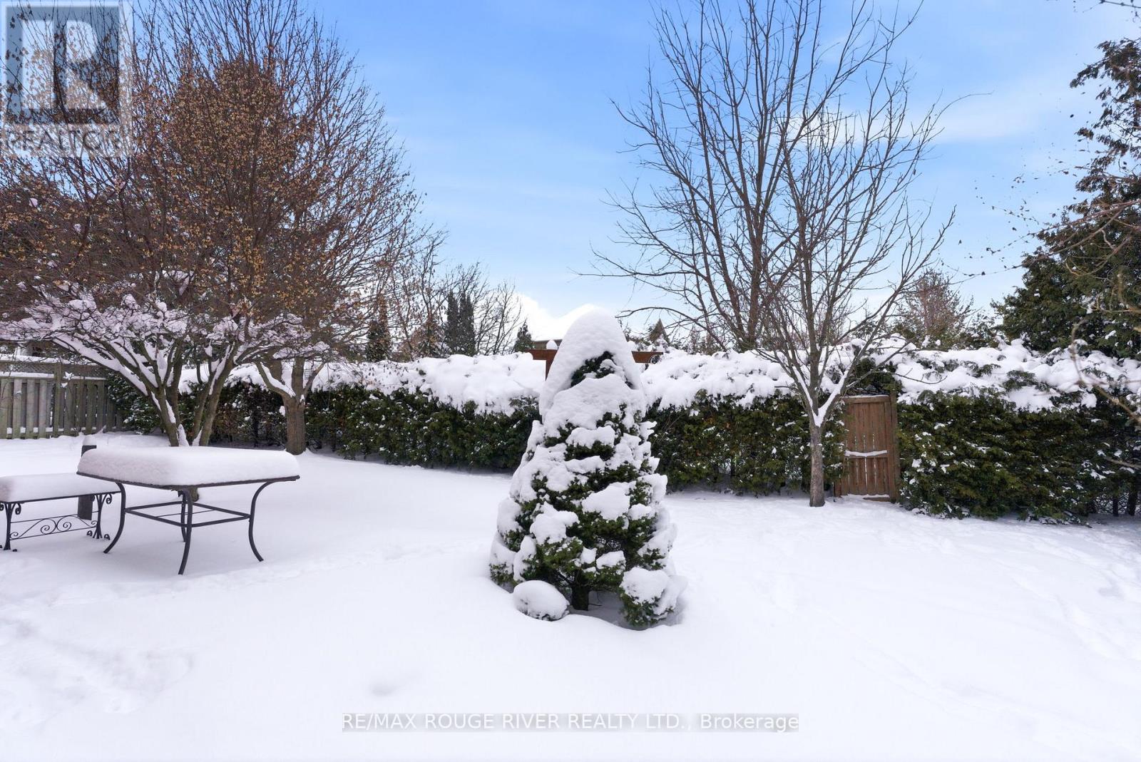 610 Bermuda Court, Oshawa, Ontario  L1J 6J6 - Photo 40 - E12709864