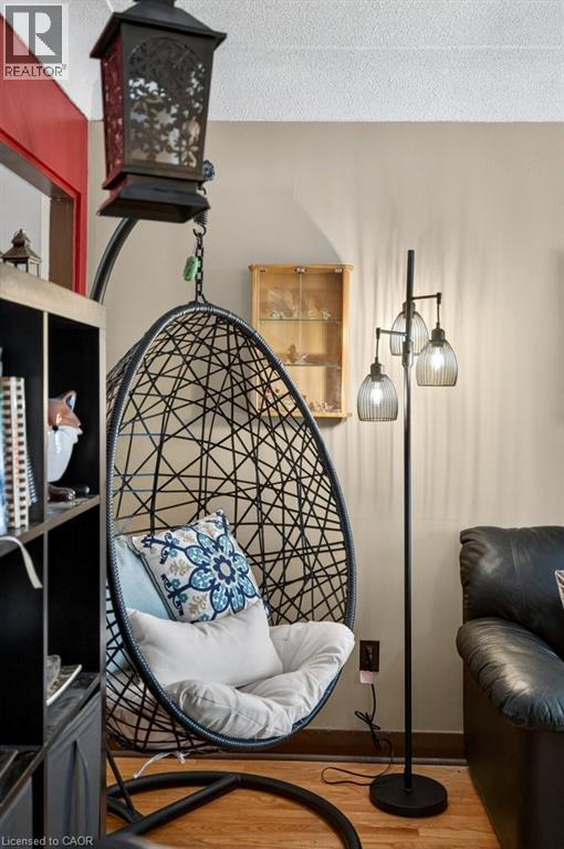 426 East 37th Street, Hamilton, Ontario  L8V 4B8 - Photo 30 - 40792399