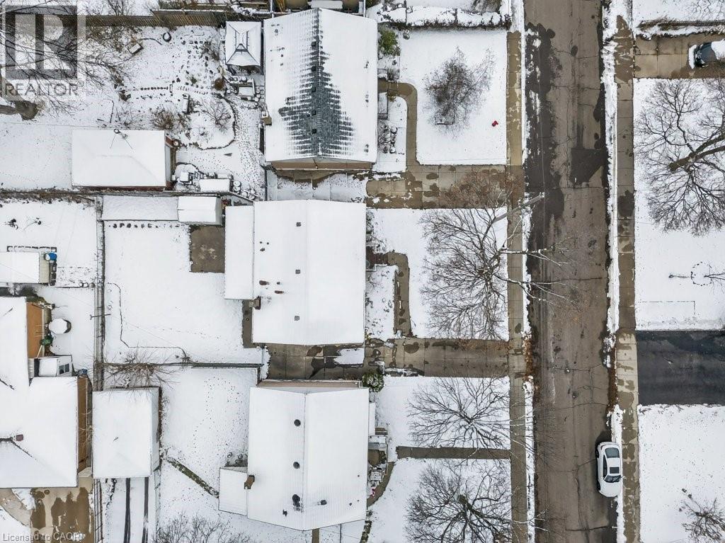 426 East 37th Street, Hamilton, Ontario  L8V 4B8 - Photo 47 - 40792399