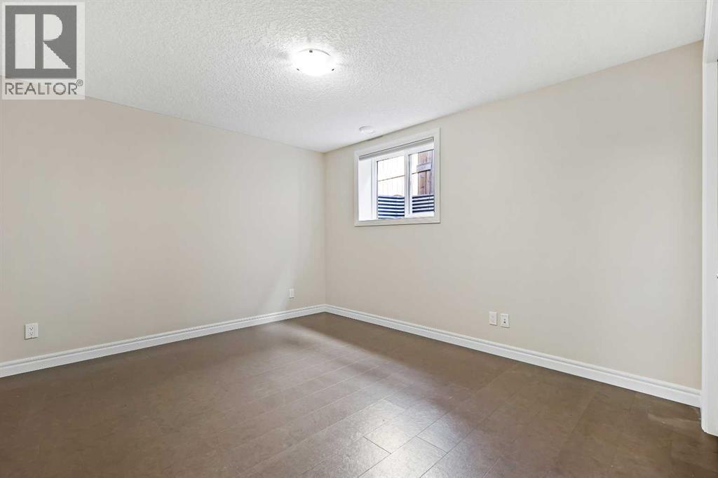 182 Cranarch Place Se, Calgary, Alberta  T3M 0W7 - Photo 37 - A2269423