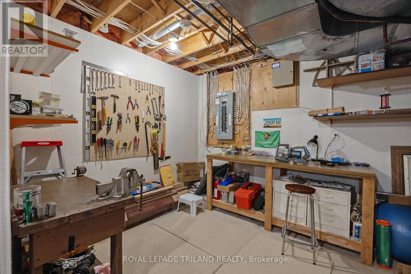 90 Longview Court, London South, Ontario  N6K 4J1 - Photo 39 - X12709802