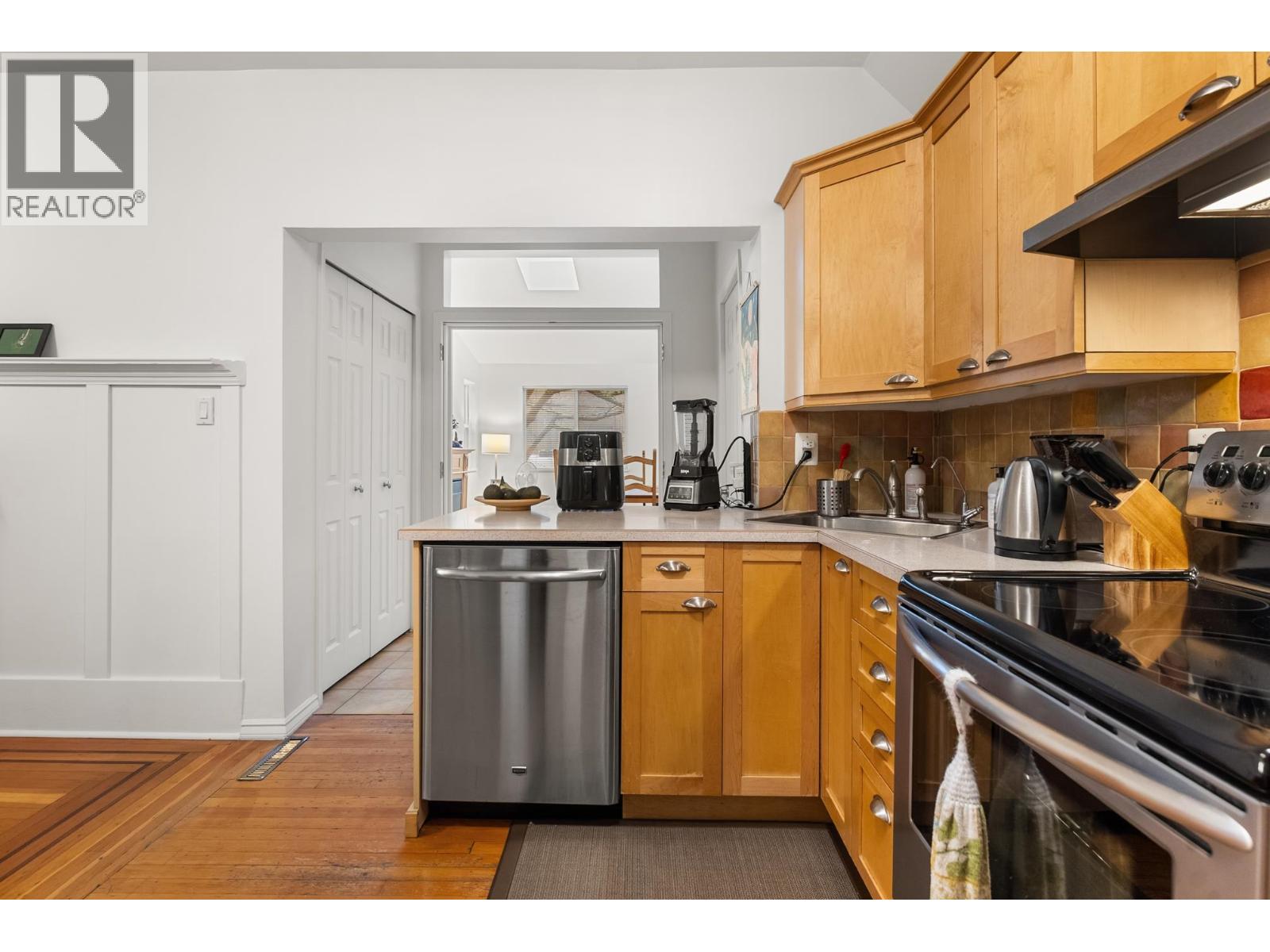 2980 W 8th Avenue, Vancouver, British Columbia  V6K 2C1 - Photo 10 - R3080121