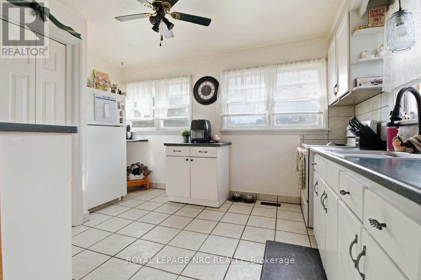 6161 Scott Street, Niagara Falls, Ontario  L2E 3B7 - Photo 17 - X12709850