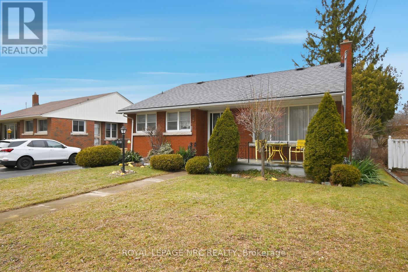 6161 Scott Street, Niagara Falls, Ontario  L2E 3B7 - Photo 3 - X12709850