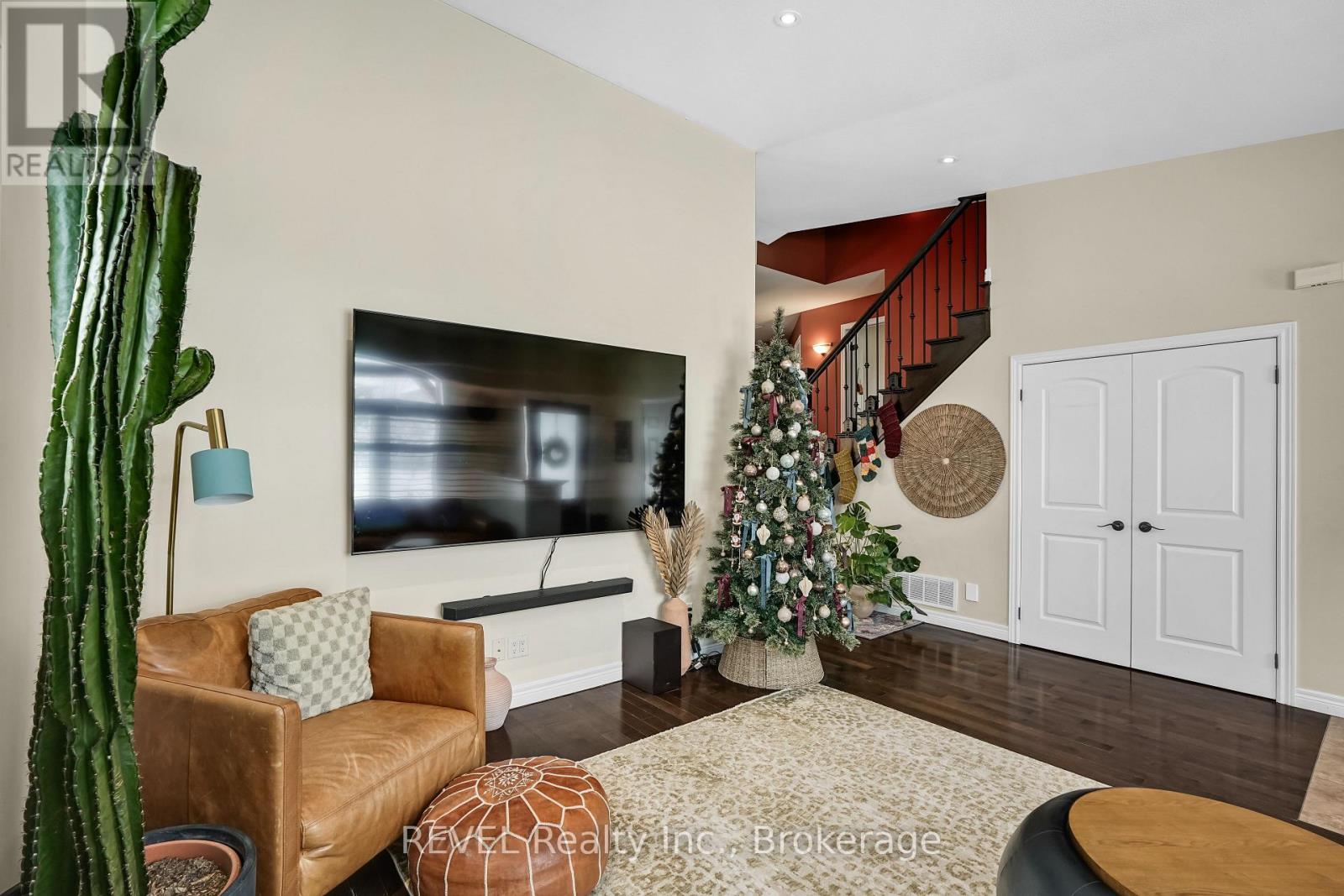 9069 Tapestry Court, Niagara Falls, Ontario  L2H 0E1 - Photo 6 - X12709868