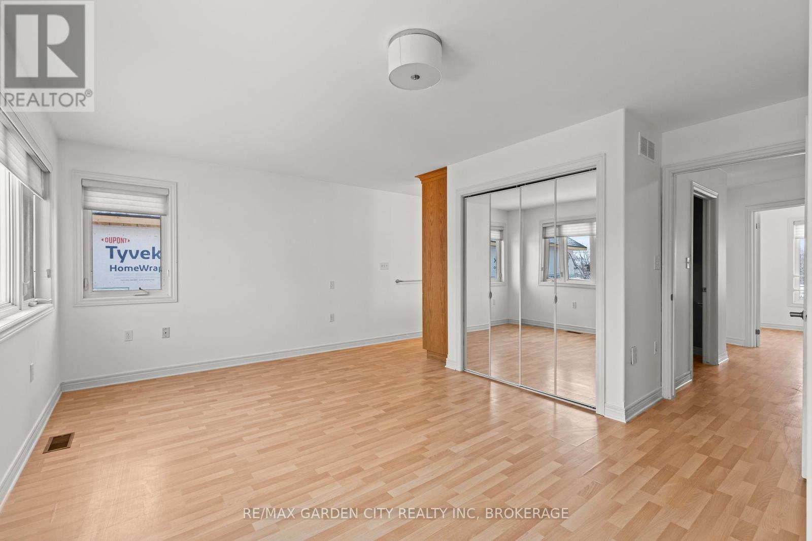 1 - 101 Moffatt Street, St. Catharines (Oakdale), Ontario  L2P 2L6 - Photo 14 - X12709894