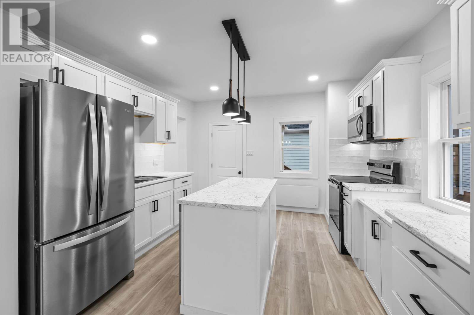 51 Spring Park Road, Charlottetown, Prince Edward Island  C1A 3X9 - Photo 5 - 202601085