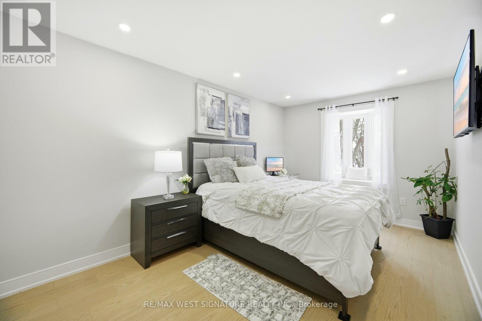 6530 Lloydtown Aurora Road, King, Ontario  L0G 1T0 - Photo 22 - N12709422