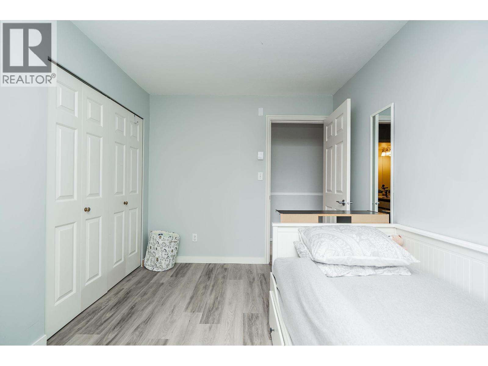 301 7465 Sandborne Avenue, Burnaby, British Columbia  V3N 4W7 - Photo 24 - R3080587