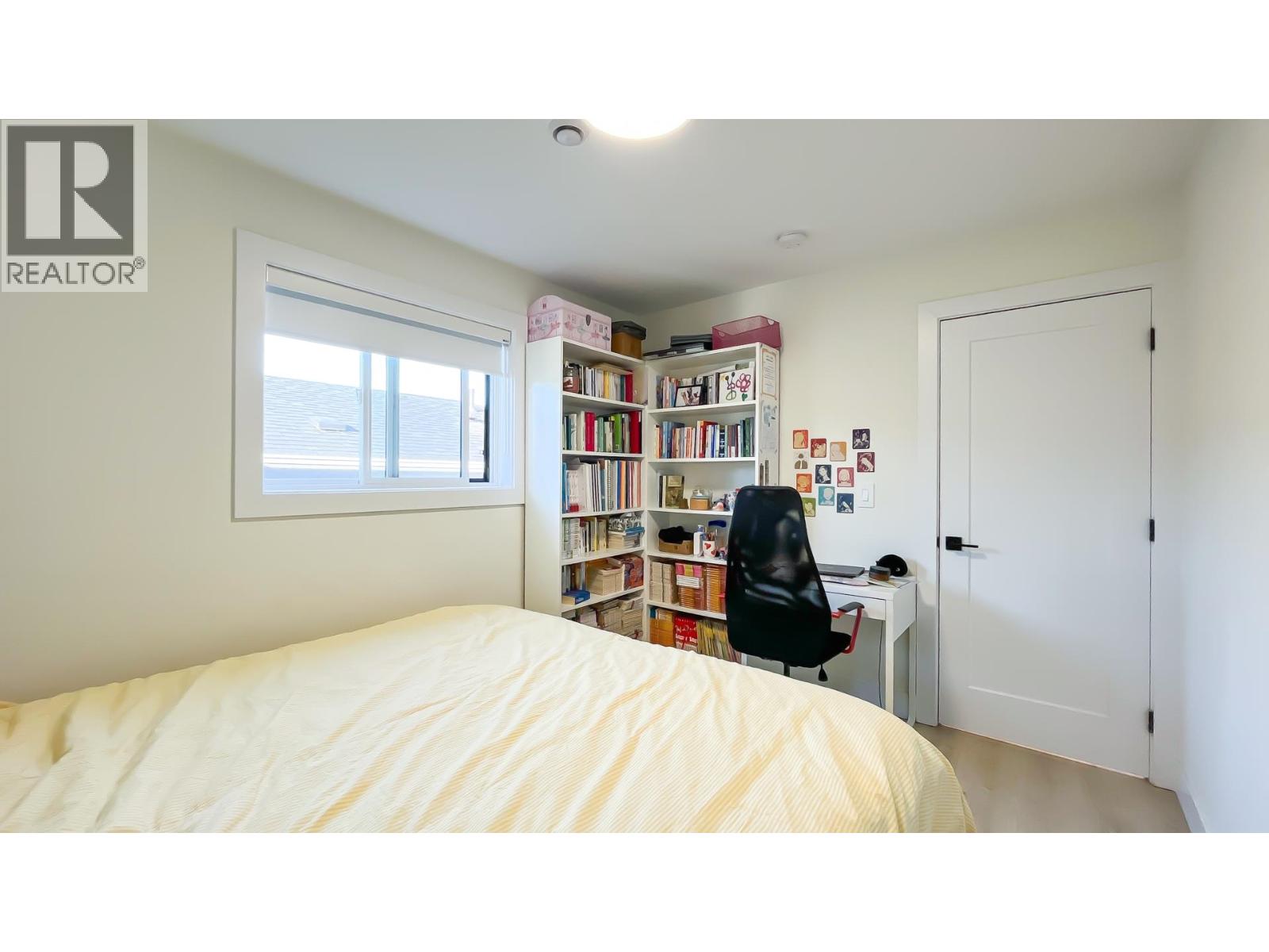 5086 Manor Street, Burnaby, British Columbia  V5G 1B5 - Photo 13 - R3080604