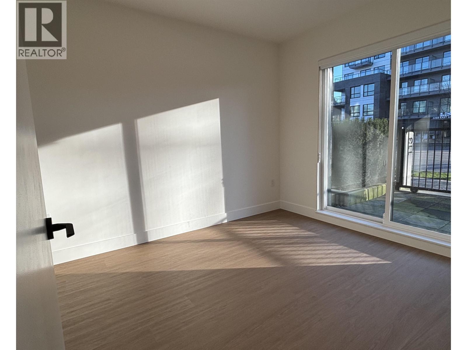 113 2235 E Broadway, Vancouver, British Columbia  V5N 0J5 - Photo 9 - R3080624