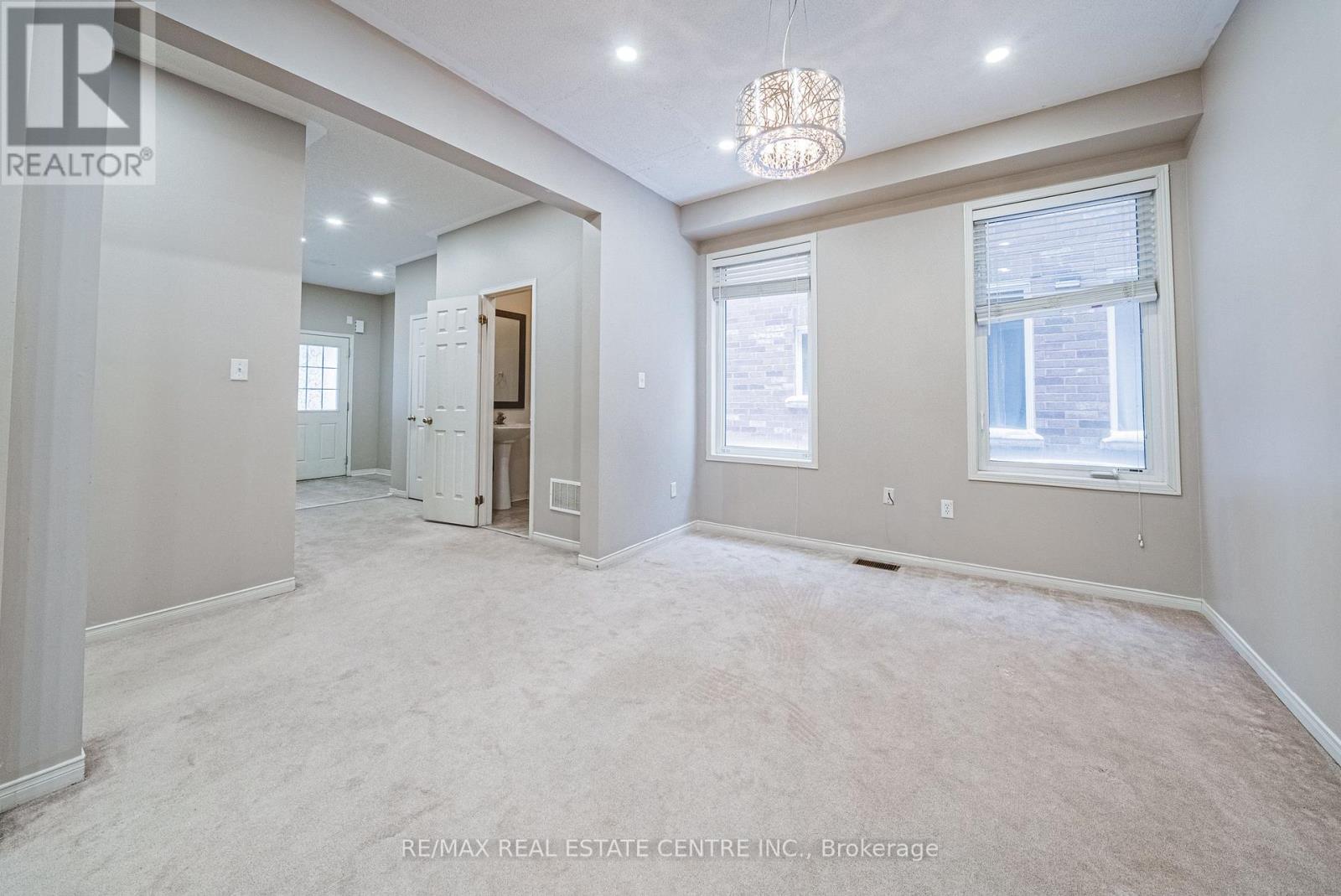 781 Shanks Heights, Milton, Ontario  L9T 7P8 - Photo 17 - W12560994