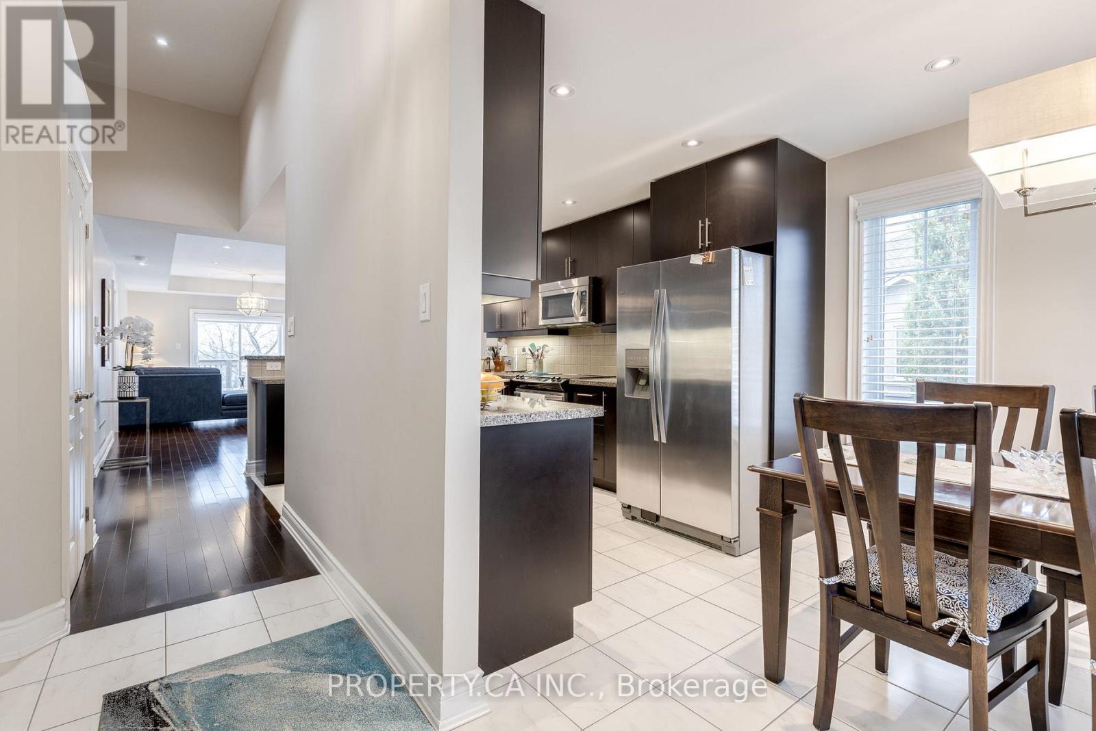 204 Ridge Way, New Tecumseth, Ontario  L9R 0K5 - Photo 4 - N12700538