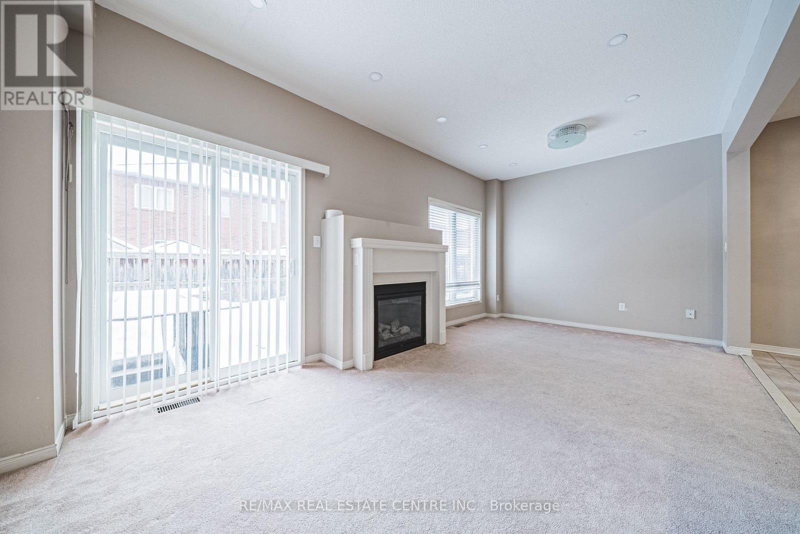 781 Shanks Heights, Milton, Ontario  L9T 7P8 - Photo 10 - W12560994