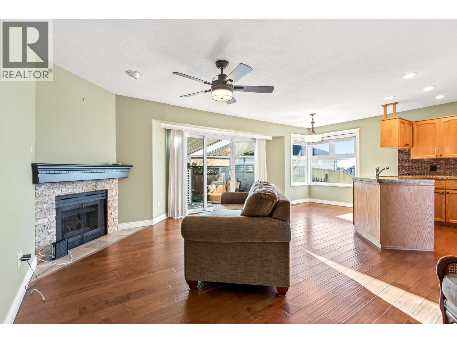 1238 Benneck Way, Port Coquitlam, British Columbia  V3C 5Y9 - Photo 13 - R3080612