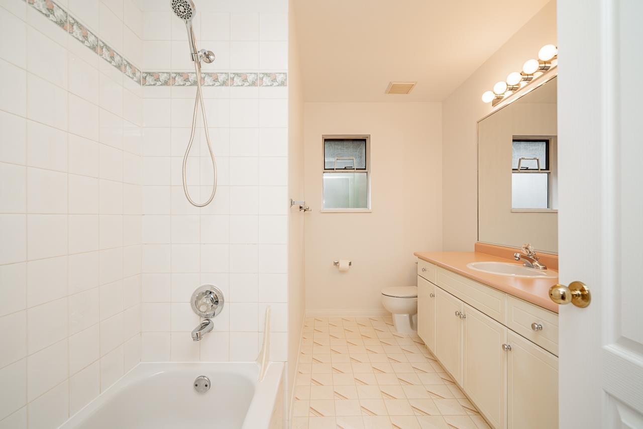 17072 103 Avenue, Surrey, British Columbia  V4N 3K9 - Photo 29 - R3080377