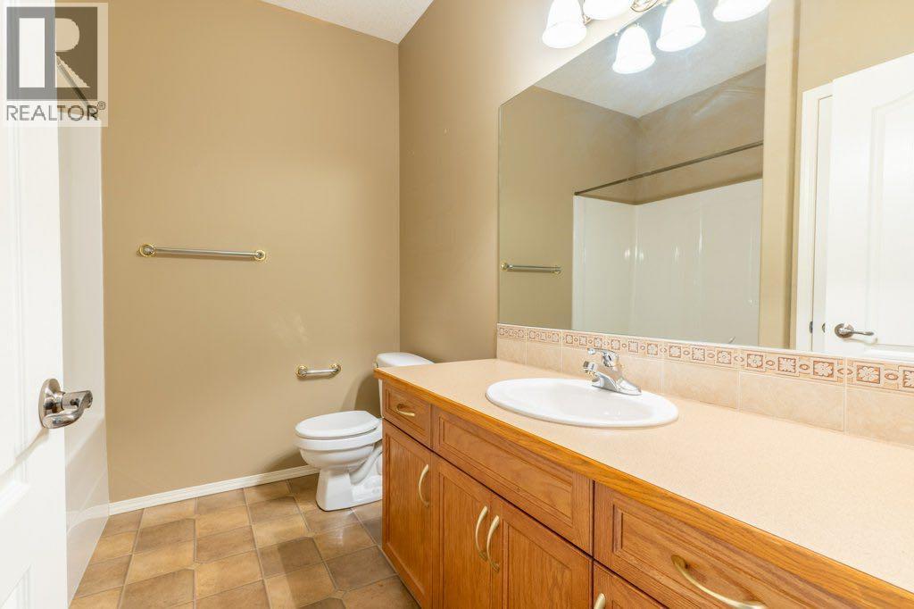 108 River Ridge Drive Nw, Medicine Hat, Alberta  T1A 8V4 - Photo 31 - A2269254