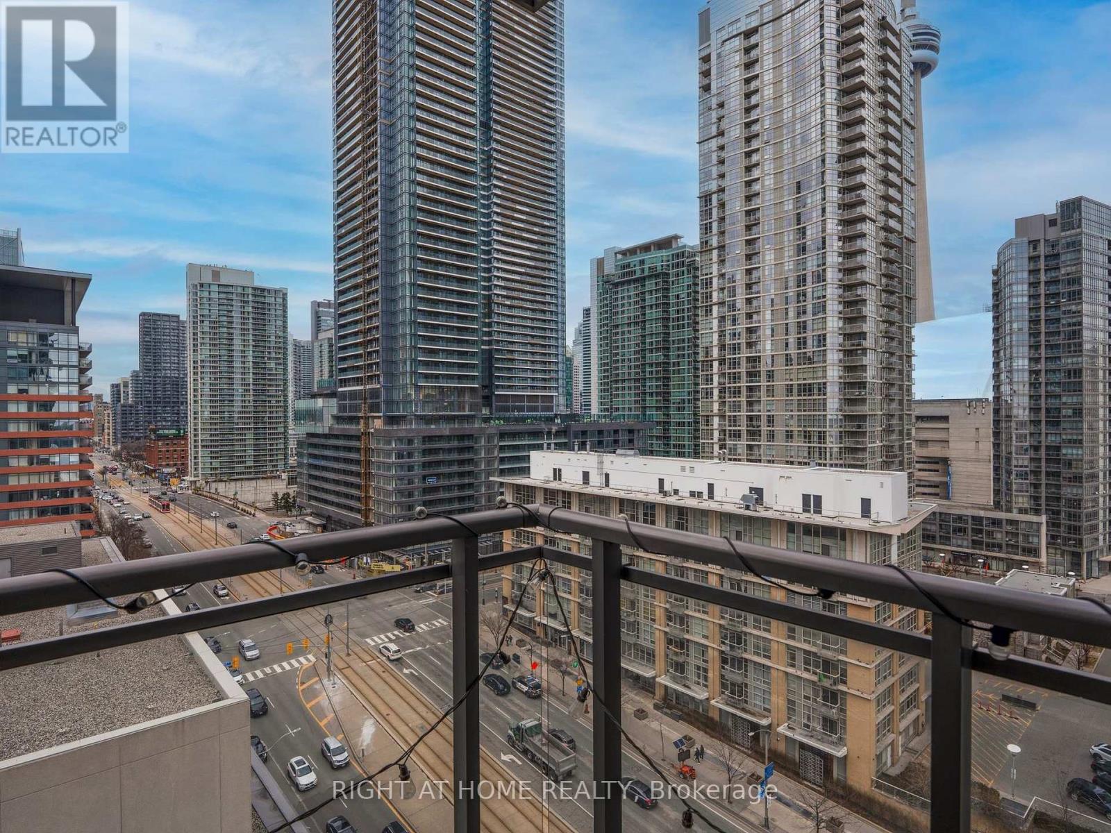 1706 - 11 Brunel Court, Toronto, Ontario  M5V 3Y3 - Photo 28 - C12709796