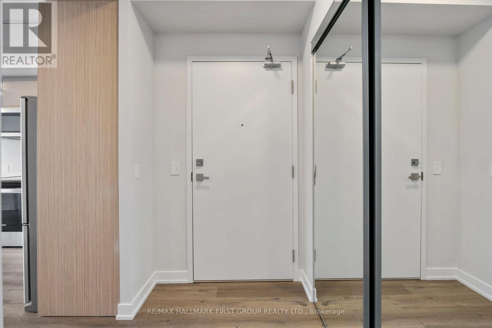 1901 - 10 Deerlick Court, Toronto, Ontario  M3A 0A7 - Photo 5 - C12709852