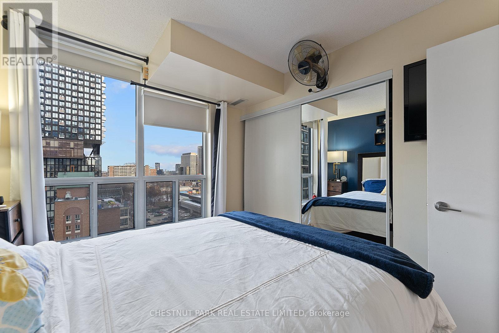 1404 - 76 Shuter Street, Toronto, Ontario  M5B 1B4 - Photo 23 - C12709870