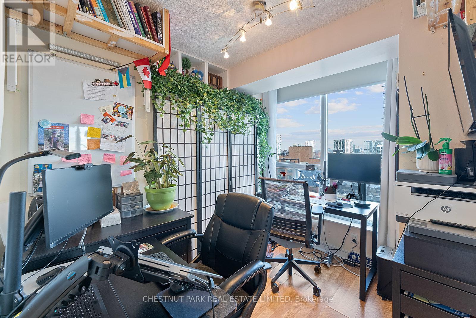 1404 - 76 Shuter Street, Toronto, Ontario  M5B 1B4 - Photo 26 - C12709870