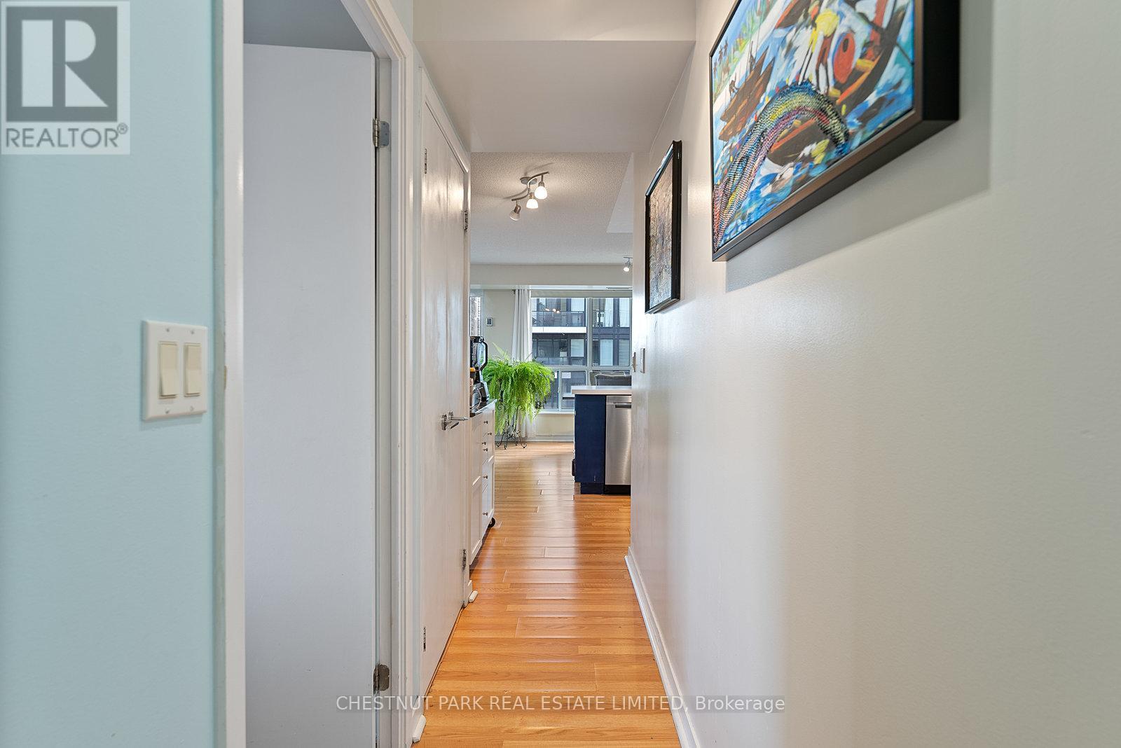 1404 - 76 Shuter Street, Toronto, Ontario  M5B 1B4 - Photo 6 - C12709870