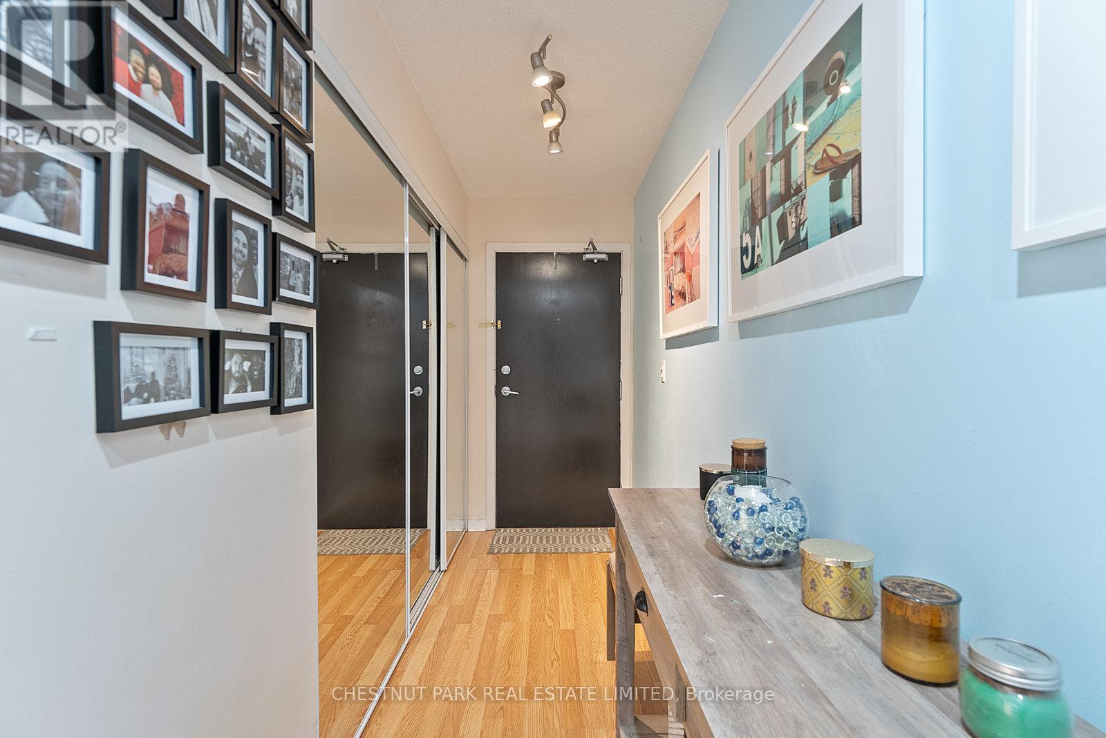 1404 - 76 Shuter Street, Toronto, Ontario  M5B 1B4 - Photo 8 - C12709870